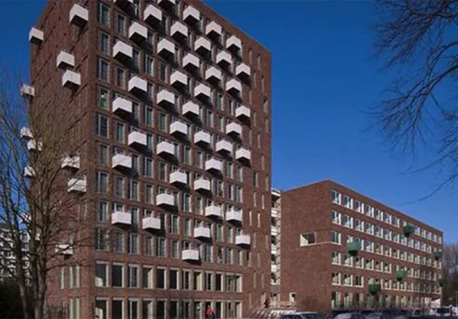 Student-apartment-building-Uilenstede-in-Amsterdam.jpg